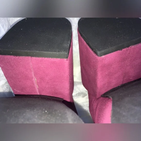 Burgundy Suede Clogs - Picture 9 of 10